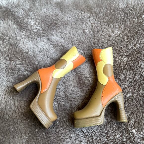 Bratz Xpress It Meygan Doll Vintage 2001 Shoes Clothes MGA Entertainment READ - Picture 3 of 13